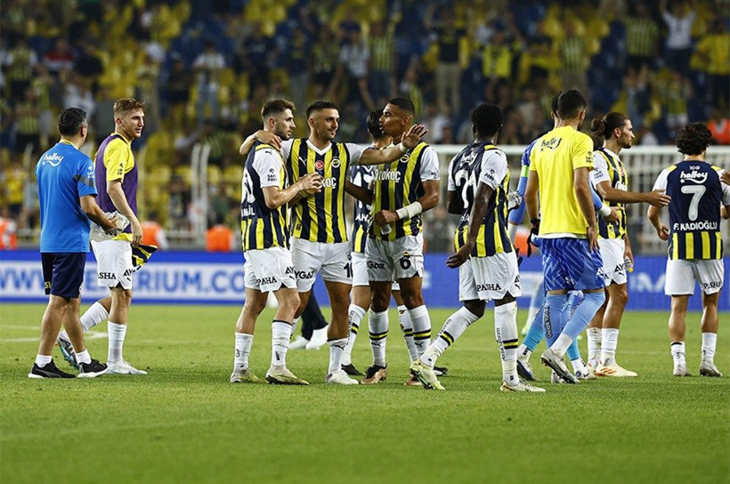 Fenerbahçe - Gaziantep FK maçı için spor yazarları ne dedi? 'Sezonu bitirmesi çok zor, transfer gerekiyor!' - Fotoğraf: 17