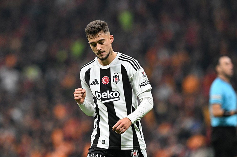 Van Bronckhorst karar aşamasında: Kasımpaşa maçında Muçi ihtimali - Resim: 3