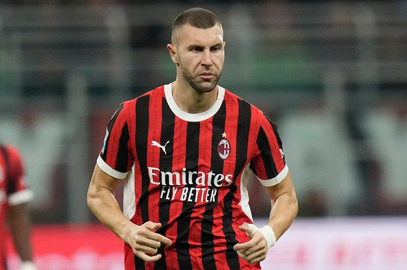 Diego Carlos sonrası Fenerbahçe 2. transferin eşiğinde: Mourinho "çok iyi" demişti - Resim: 4