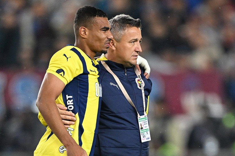 Fenerbahçe'ye şok darbe: Mourinho'nun üç yıldız ismi derbiye yetişemeyecek mi? - Resim: 3