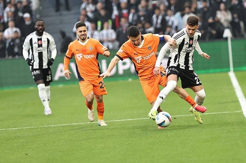 Beşiktaş - Başakşehir maçında iptal edilen gol kararı doğru mu? Trio’dan net yorumlar! - Resim: 2