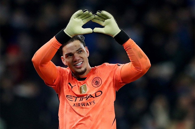 Fenerbahçe’nin 2025 transfer bombaları: Ederson, Skriniar, Heung-Min Son ve Vlahovic listede! - Resim: 2