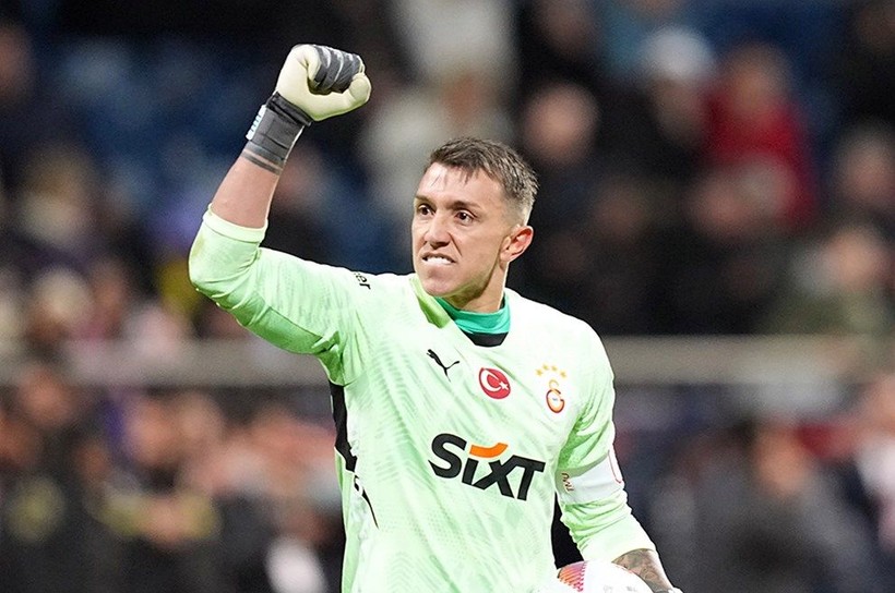 Galatasaray’dan dev transfer hamlesi: 80 milyon euroluk operasyon için geri sayım başladı - Resim: 3