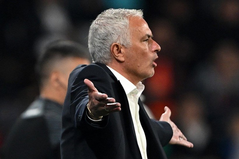 Fenerbahçe 4-1 kazandı ama kimse mutlu değil! Spor yazarları Mourinho’yu eleştirdi - Resim: 3