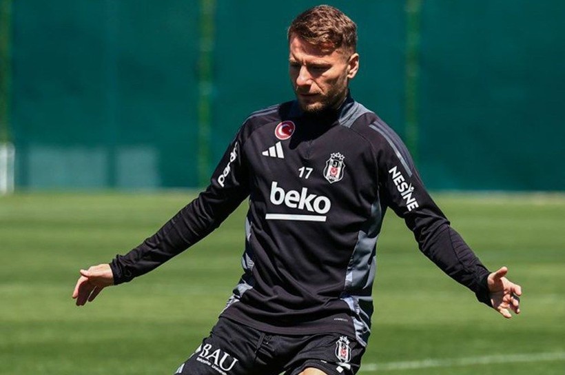 Beşiktaş’ta sürpriz forvet bombası: Ducksch ve Edvardsen listede, yıldız santrfor yolda! - Resim: 2
