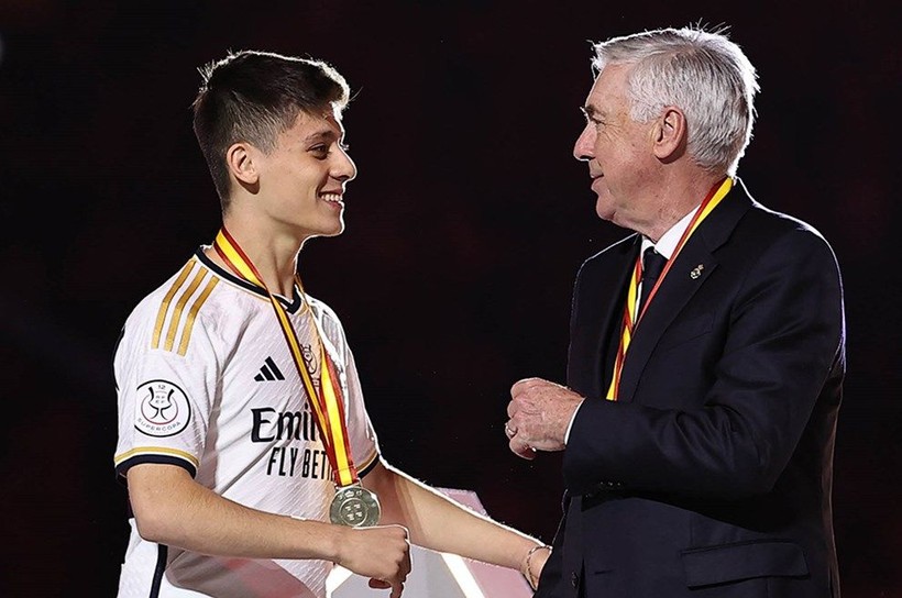 Ancelotti’den El Clasico öncesi Arda Güler sözleri: “Rodrygo ve Arda ilk tercihlerimiz!” - Resim: 4