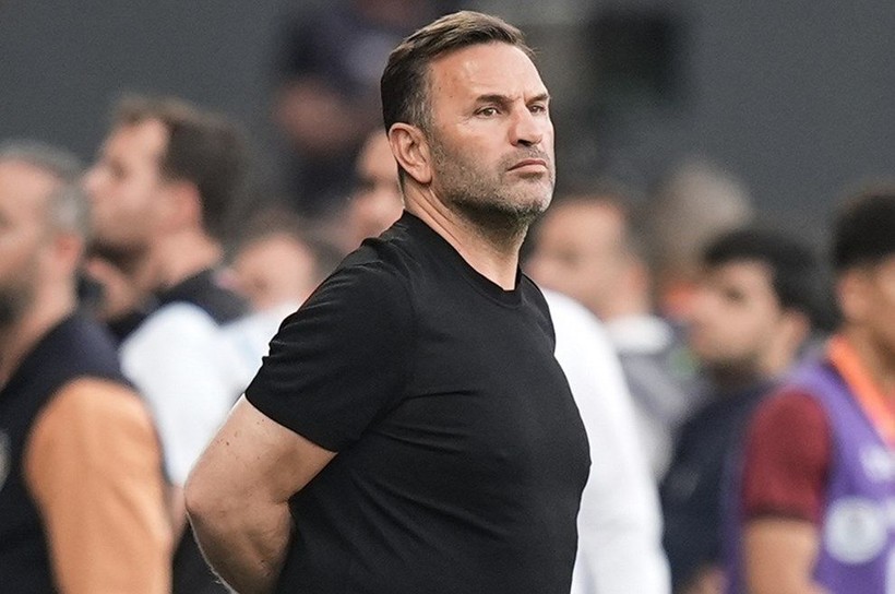 Galatasaray’da Okan Buruk’tan şok temizlik! “Huzuru bozuyorlar!” deyip kapıyı gösterdi - Resim: 4