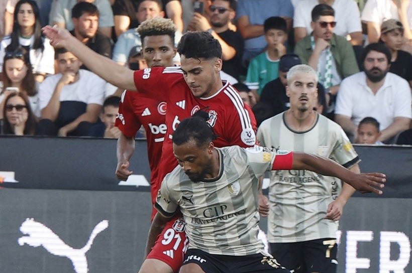 Semih Kılıçsoy’a Beşiktaş’ta kapı göründü: “Ciro’yla birlikte satılsın!” - Resim: 2