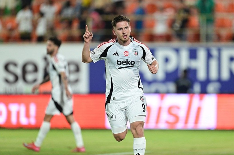 Semih Kılıçsoy’un yeni adresi belli oldu! Utrecht’ten Beşiktaş’a resmi teklif - Resim: 1
