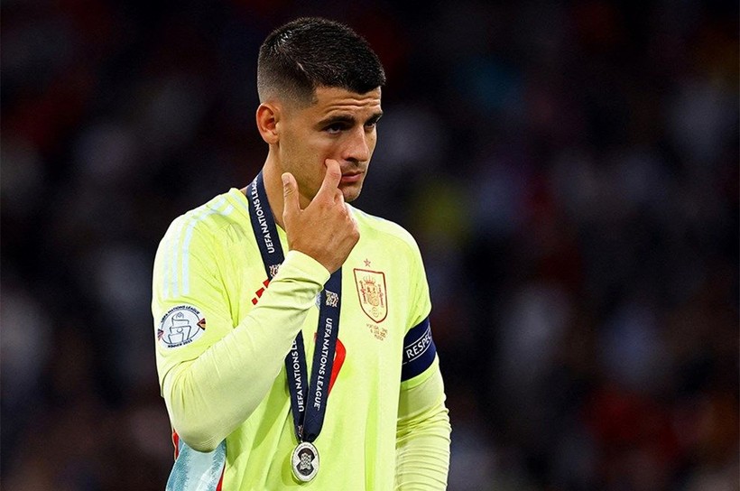 Morata’ya ve eşine ölüm tehditleri! “Kocanı sokakta görürsem öldürürüm” - Resim: 2