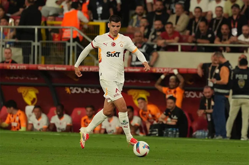 Osimhen dönemi başladı, Morata defteri kapanıyor! - Resim: 2