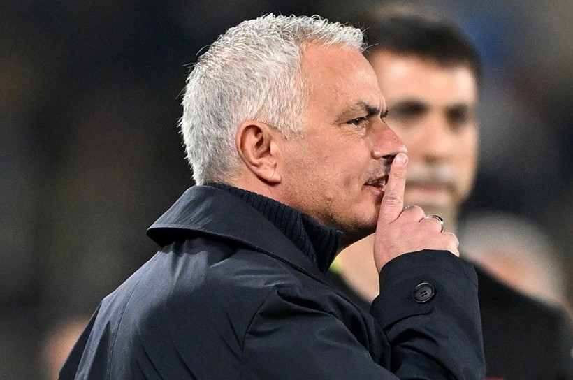 Sadettin Saran: “Portekiz kampı çok kötü geçti” Mourinho: “Artık Fenerbahçe ile ilgilenmiyorum” - Resim: 4
