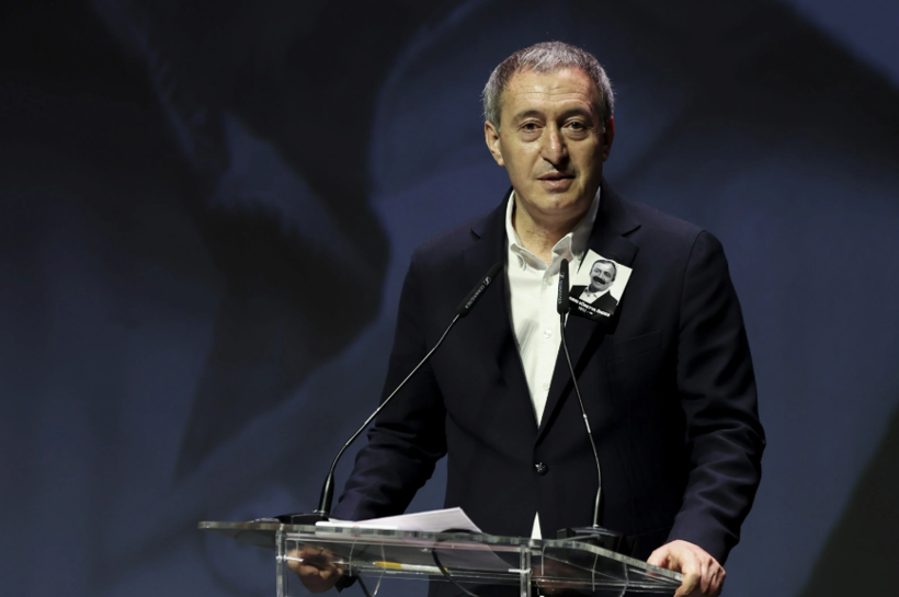 Sırrı Süreyya Önder'e veda: Zincirlikuyu Mezarlığında toprağa verildi - Fotoğraf: 10