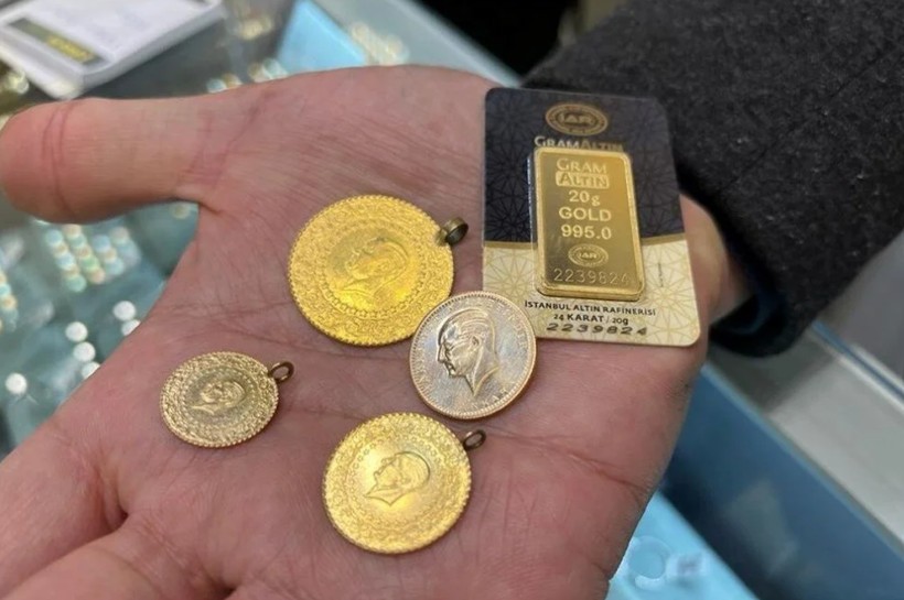 Altın yatırımcılarını şaşırtan gelişme: Hafta sonu altın fiyatlarında son durum - Resim: 1