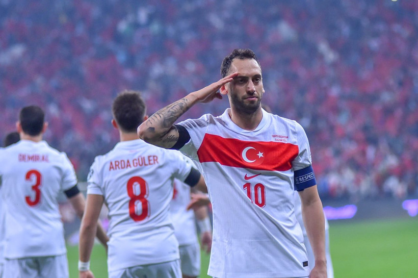 Hakan Çalhanoğlu için Inter’e ikinci çıkartma! - Resim: 1