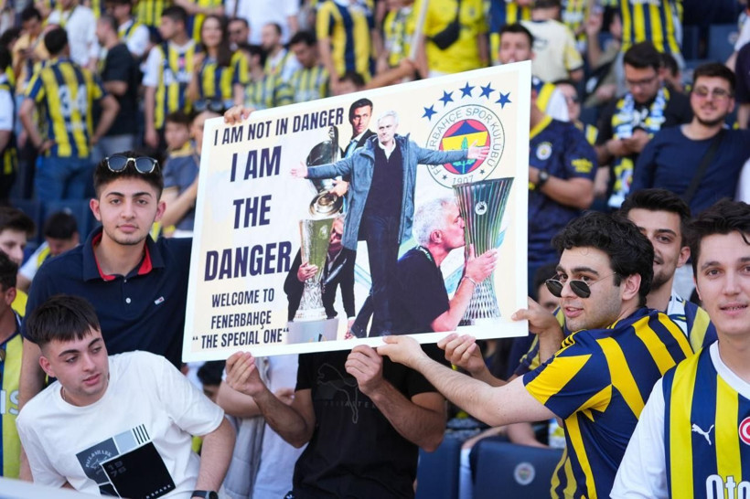 Kadıköy'de Jose Mourinho coşkusu: İmza töreninde çok konuşulacak sözler! - Fotoğraf: 3