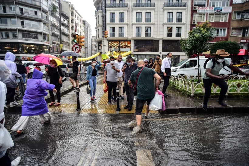 Meteoroloji uyardı: İstanbul dahil birçok ilde sağanak bekleniyor - Fotoğraf: 21