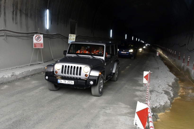 Bakan Varank, Yeni Zigana tünelini inceledi - Resim: 2