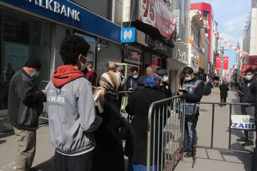 Restoran ve kafeler yeniden kapanabilir! - Resim: 4