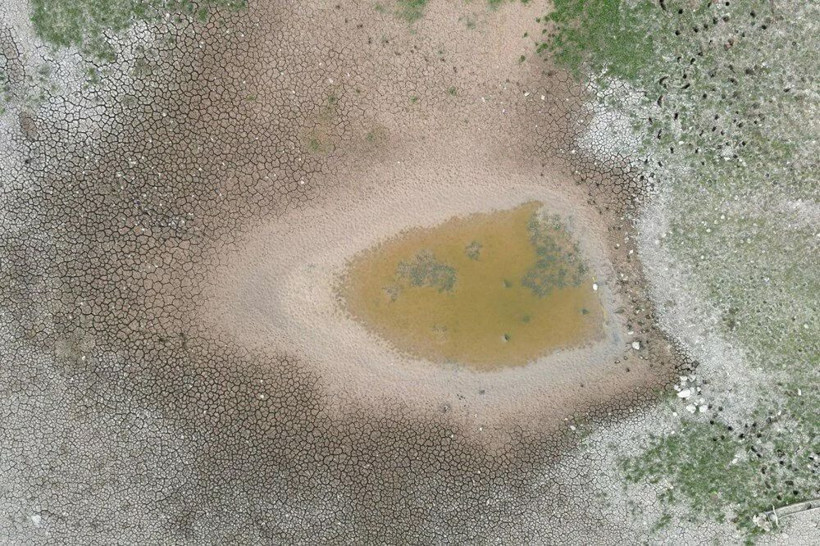 Dipsiz Göl ilk kez tamamen kurudu - Resim: 4