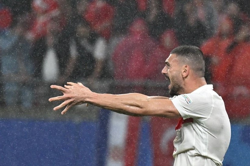 UEFA'dan skandal karar: Milli futbolcu Merih Demiral'a 2 maç ceza - Resim: 1