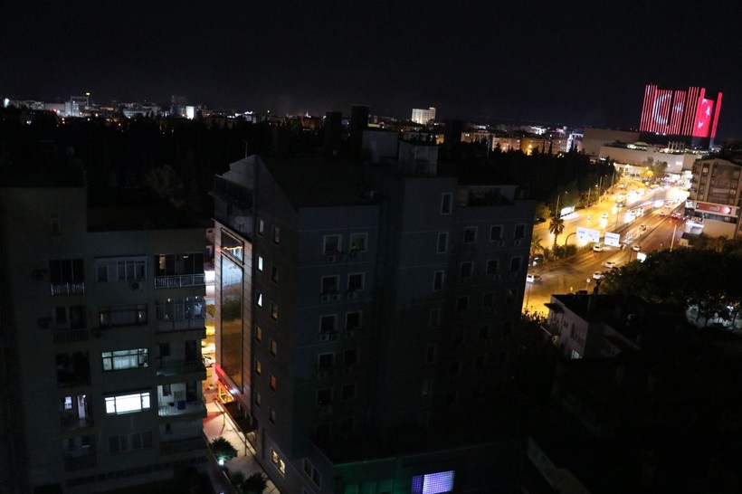 Antalya'da 'asgari ücret' için ışıklar açılıp, kapatıldı - Resim: 2