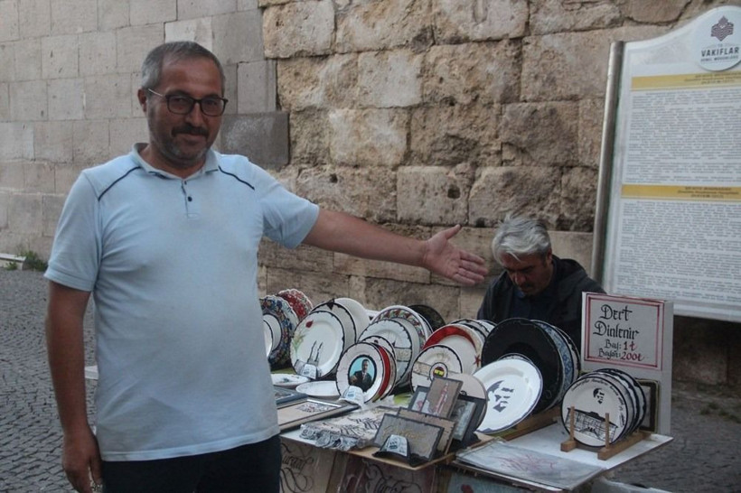 Ücret karşılığı dert dinliyor: Kadınlar 200, erkekler 1 TL - Resim: 2