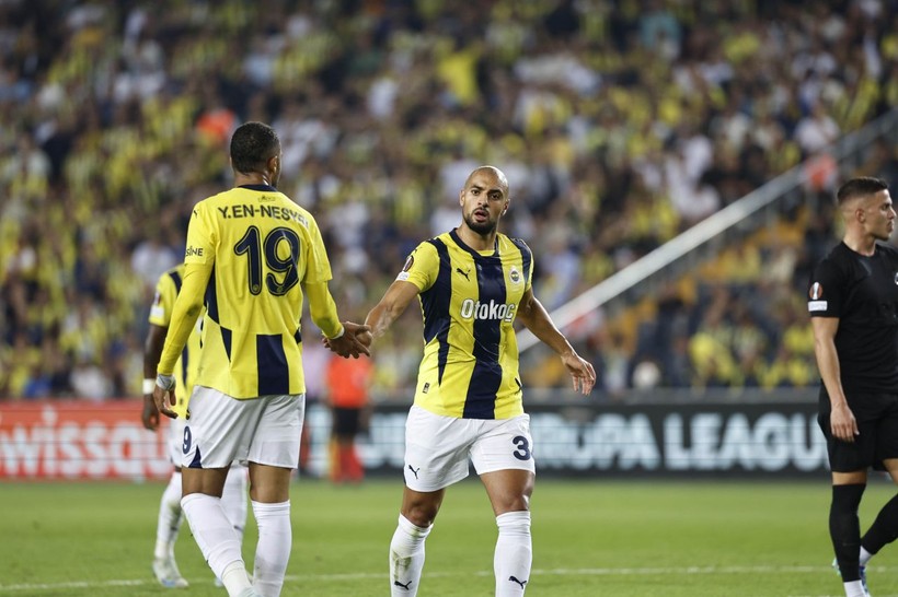 Baskıdan pasla nasıl çıkılacağını bilmiyorlar! Fred, Amrabat'ı uyarıp 'pas atmaktan korkuyor' dedi - Resim: 1