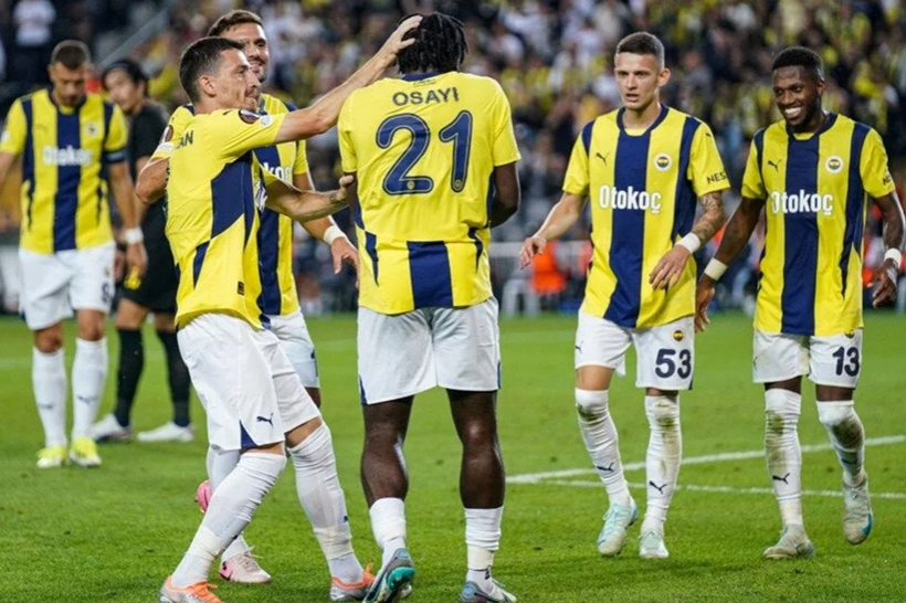 Mourinho ile Alex'e karşı karşıya! Fenerbahçe Antalyaspor deplasmanında - Resim: 1