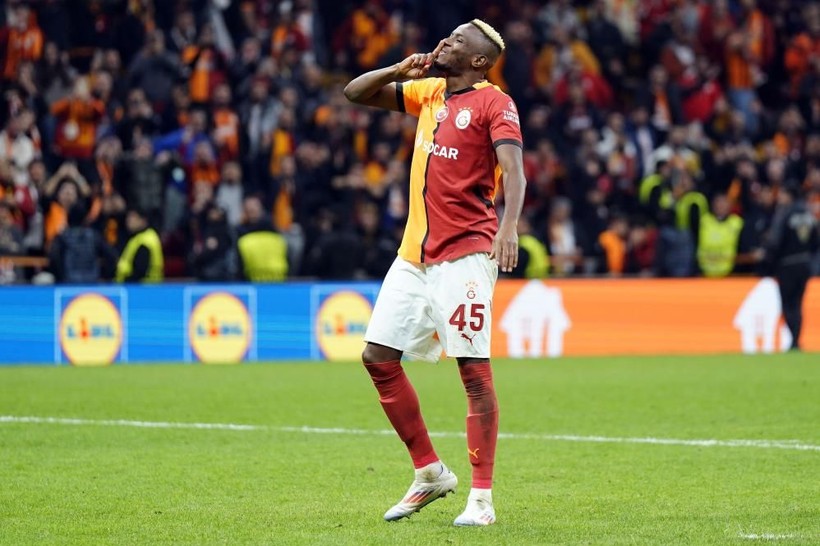 Bütün bir İngiltere Galatasaray'ı konuşuyor: 'Tottenham'ı resmen şaklabana çevirdiler, palyaço gösterisi gibiydi' - Resim: 3