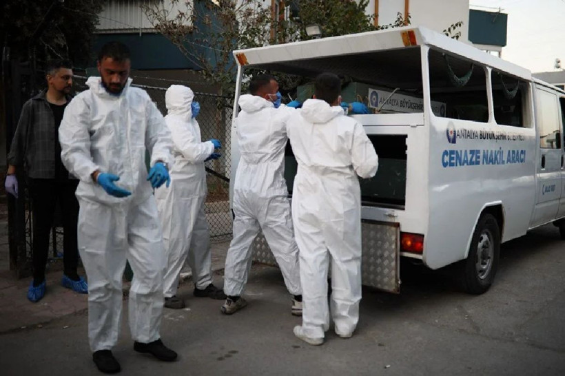 İranlı 3 kardeşin ölümünde dram: Cesetler çürümüş, borsada para kaybetmişler - Resim: 2