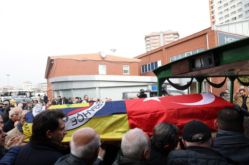 Ogün Altıparmak son yolculuğuna uğurlandı - Resim: 4