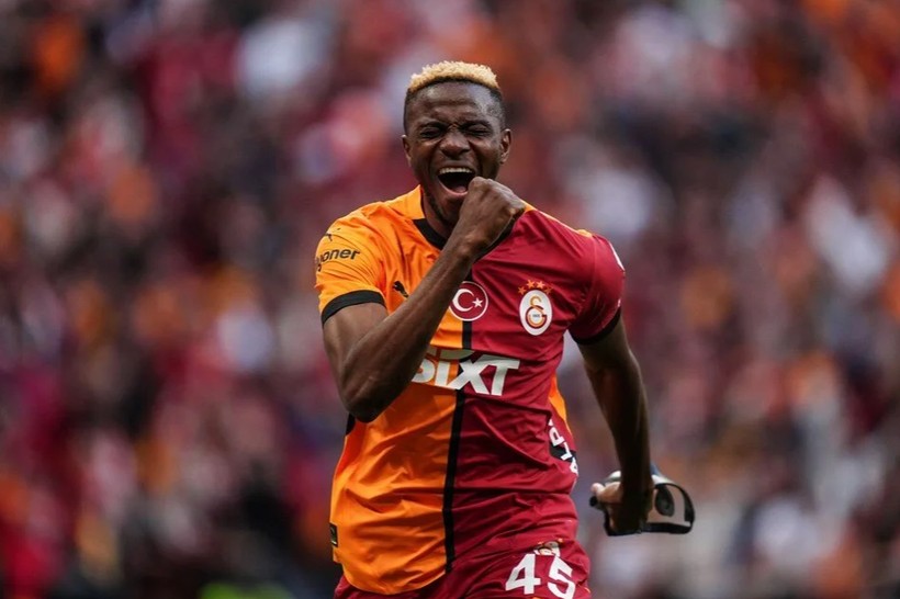 Victor Osimhen çocukluk hayalini gerçekleştirecek; Galatasaray taraftarı çıldıracak - Resim: 2