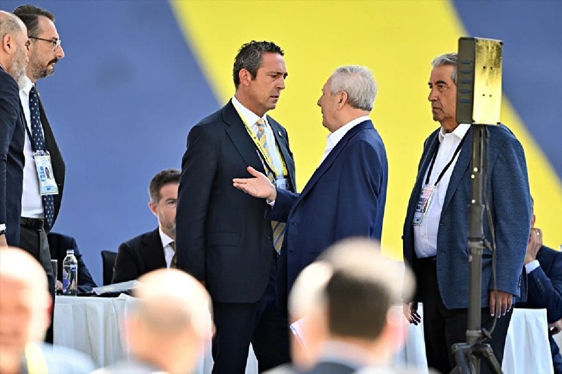 Fenerbahçe’de dev zirve: Koç ısrarcı! Camia ikiye bölündü - Resim: 4