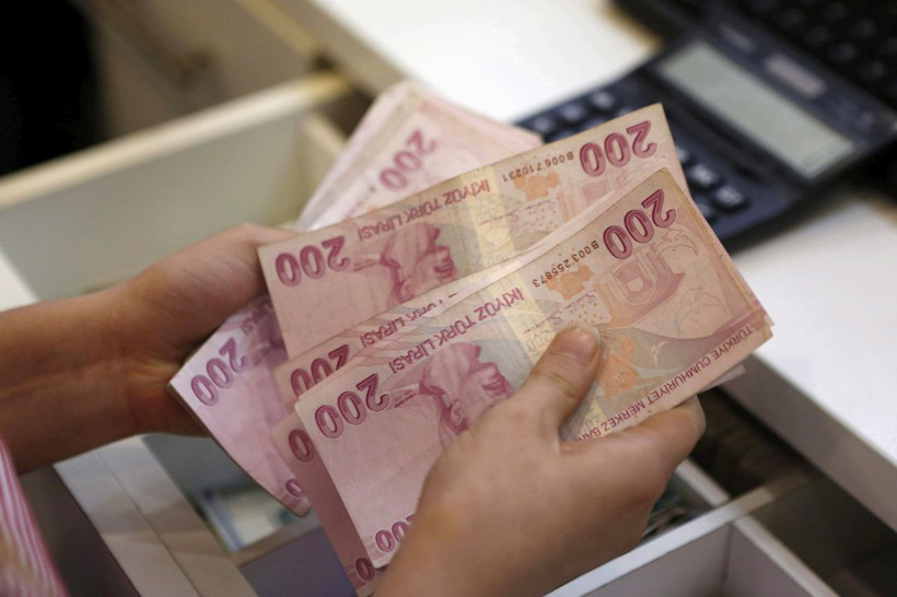 Milyonları ilgilendiriyor! Engelli aylığı, 65 yaş aylığı, kıdem tazminatı tavanı, bedelli askerlik ücreti, evde bakım yardımı %15,57 zam - Resim: 2