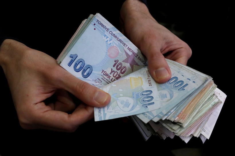 Milyonları ilgilendiriyor! Engelli aylığı, 65 yaş aylığı, kıdem tazminatı tavanı, bedelli askerlik ücreti, evde bakım yardımı %15,57 zam - Resim: 1