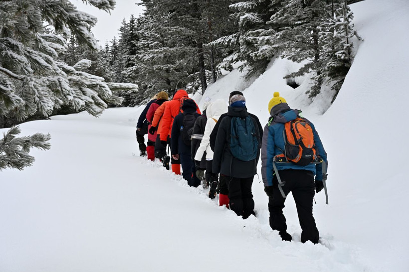 Tersun Dağı’nda zorlu kış yürüyüşü: Kar kalınlığı 1,5 metreyi buldu - Resim: 2