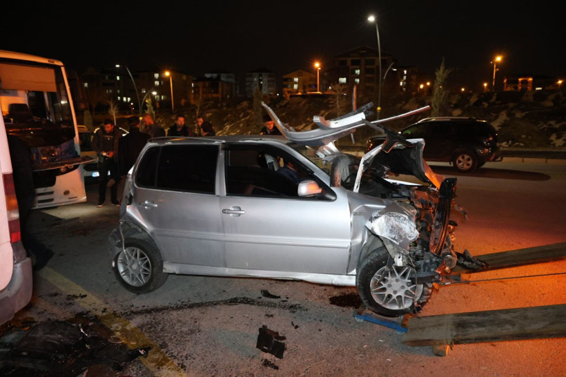 Önce kaza, sonra kavga ettiler: 2 yaralı - Resim: 1