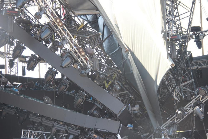 Tarkan İzmir konserinin yeni yerini duyurdu: Gündoğdu Meydanı'na bekliyorum - Fotoğraf: 4