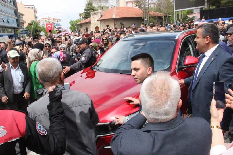 Karaman’da TOGG izdihamı - Fotoğraf: 3