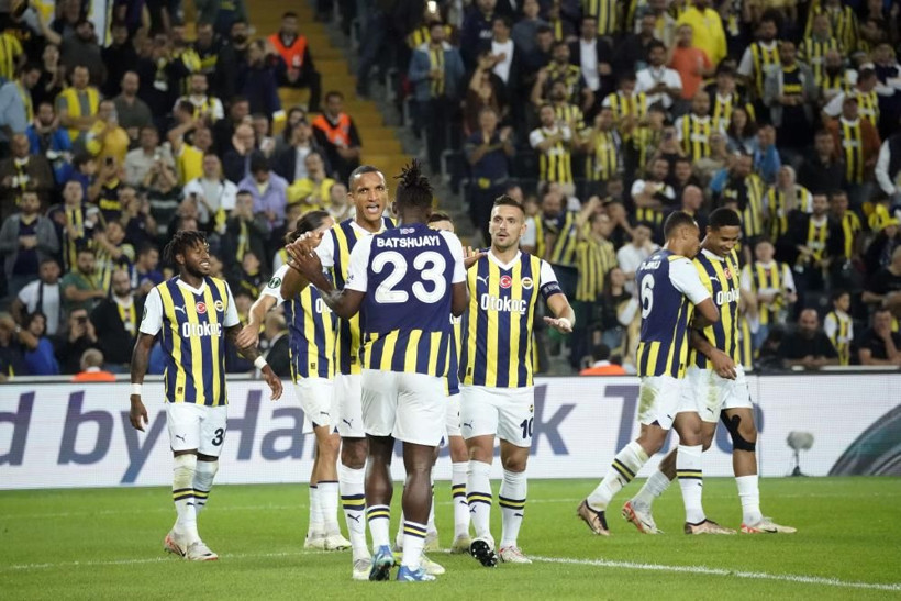 20 dakika topa dokunmadı, futbolu unutmuş! - Fotoğraf: 5