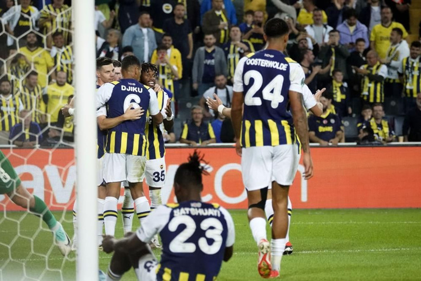 20 dakika topa dokunmadı, futbolu unutmuş! - Fotoğraf: 3