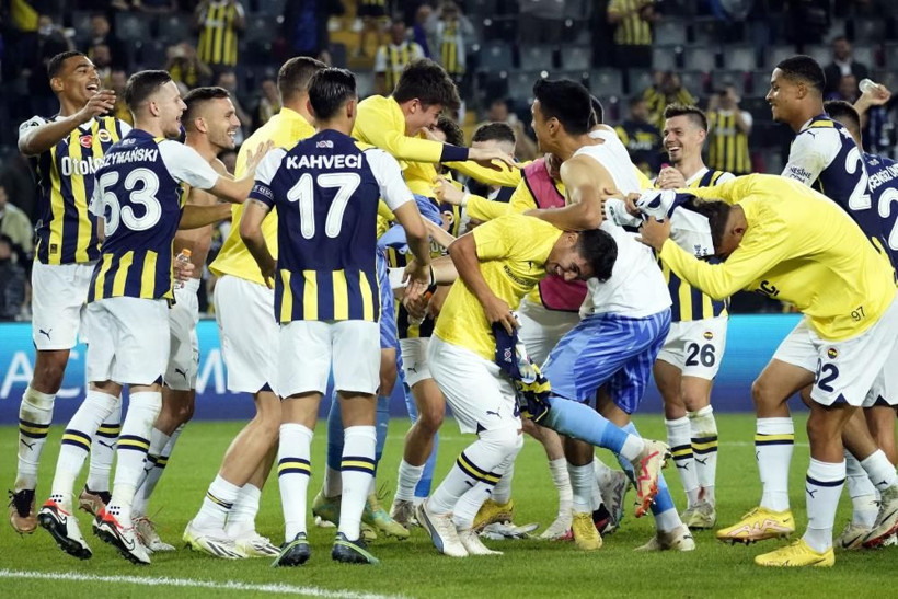 20 dakika topa dokunmadı, futbolu unutmuş! - Fotoğraf: 11