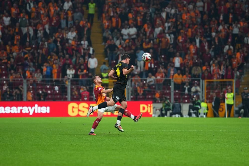Galatasaray’dan Osimhen için rekor bonservis talebi: PSG ve Barcelona kapıda - Fotoğraf: 2