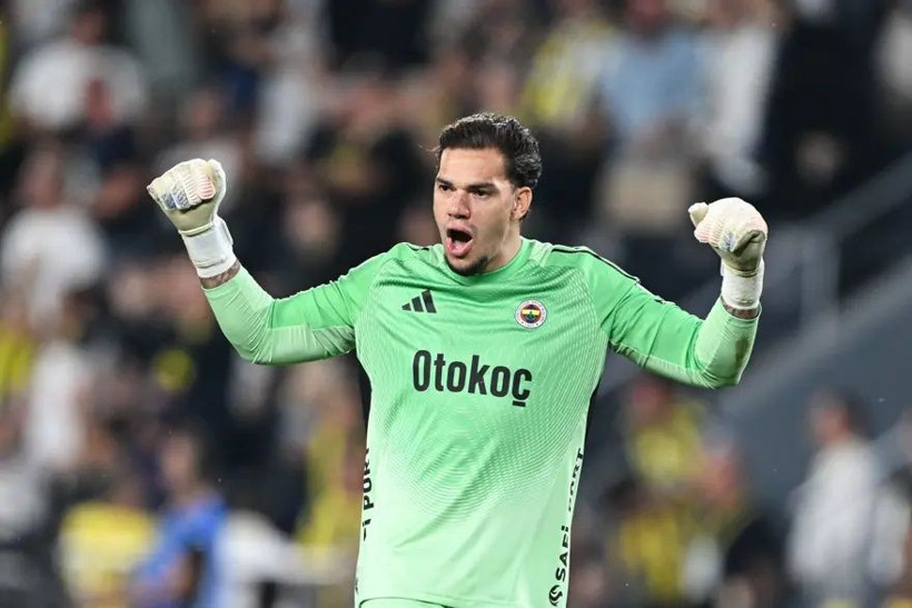 Fenerbahçe yönetiminden Ederson kararı: Üst üste hataları tepki çekmişti - Fotoğraf: 4