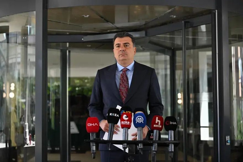 Özgür Özel CHP'den istifa etti: Yeni Parti'nin kuruluş dilekçesini imzaladı - Fotoğraf: 4