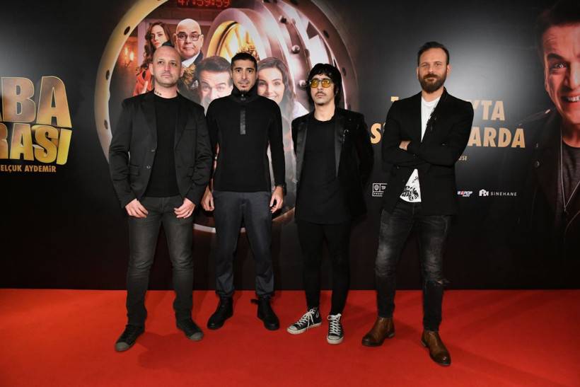 Baba Parası Avrupa'yı fethe hazırlanıyor! Manga'dan özel klip - Resim: 1