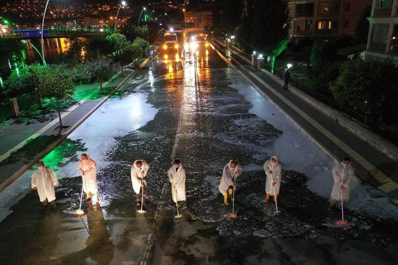 Her gece Amasya'yı foşur foşur yıkıyorlar - Resim: 2