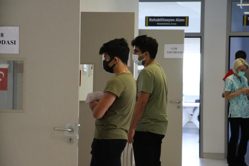 İş dünyası: 'Herkes aşılansın, kapanma olmasın' - Resim: 4