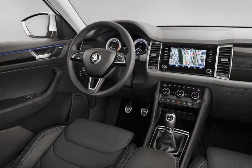 Skoda için sıraya girdiler! Yeni fiyat listesi olay oldu - Resim: 1